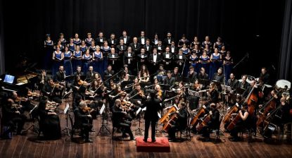 L'Orchestra Filarmonica Demetra durante un'esibizione