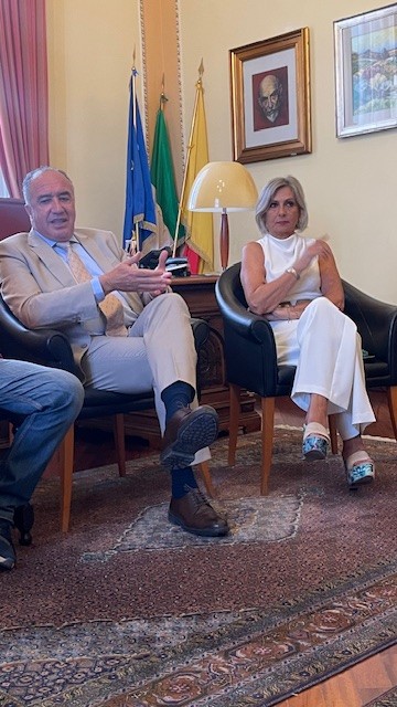 Il presidente Pendolino e la dirigente Testone 