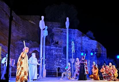 Una scena de "Le supplici" al Teatro dell'Efebo