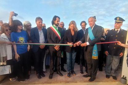Il taglio del nastro