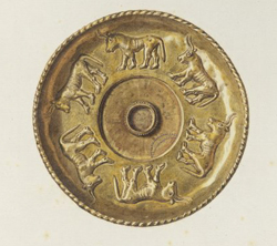 La patera d'oro rinvenuta a sdant'Angelo Muxaro