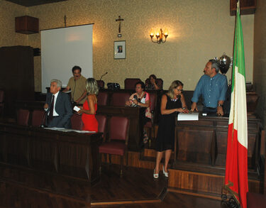 Il Commissario Di Pisa durante la riunione con i Sindaci 